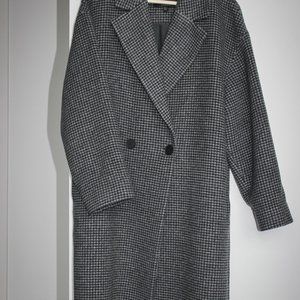 Oversized Houndstooth Coat